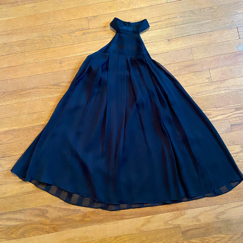 BCBG BLACK BABYDOLL DRESS SIZE XS